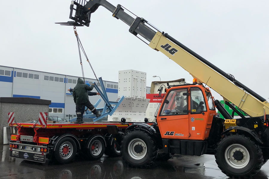 Silo discharge hopper