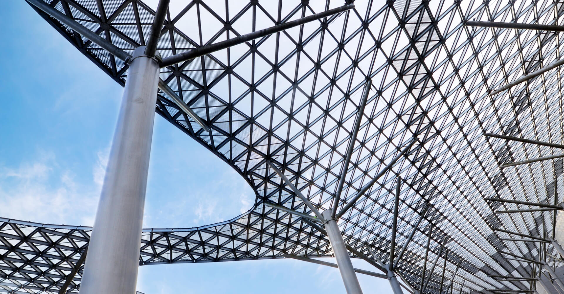 BUILD STRONG. BUILD TO LAST